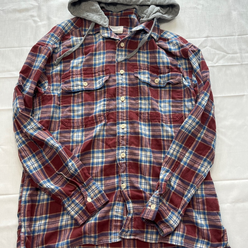 American Eagle Outfitters Red and Blue Plaid Shirt Size Medium